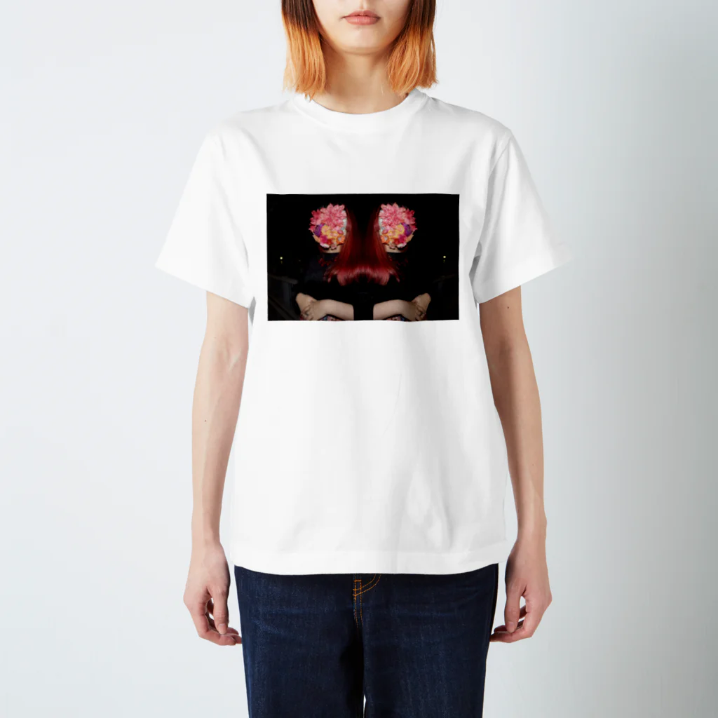 海月。の花女ちゃん Regular Fit T-Shirt