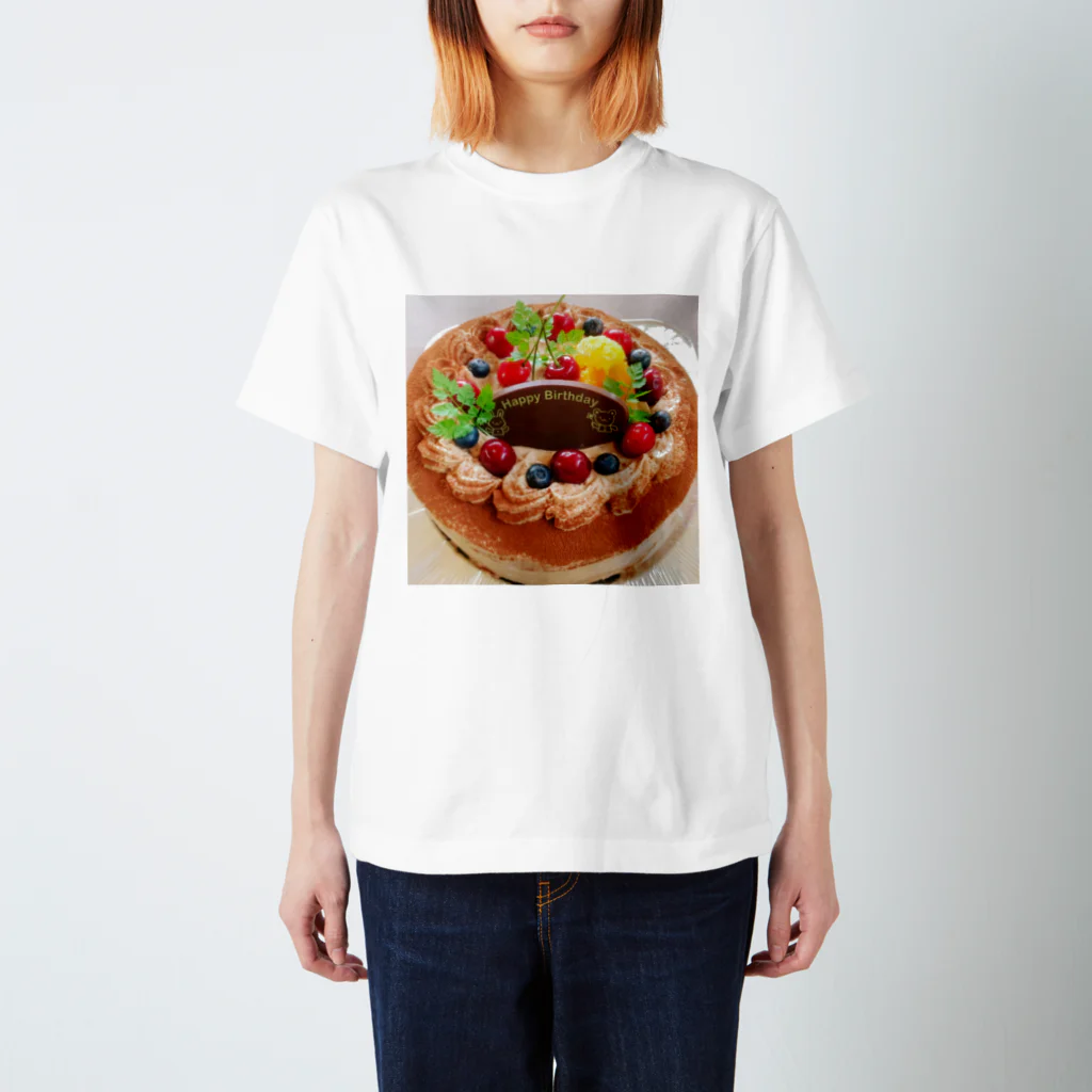 うさぎ堂のバースデーケーキ🎂 スタンダードTシャツ