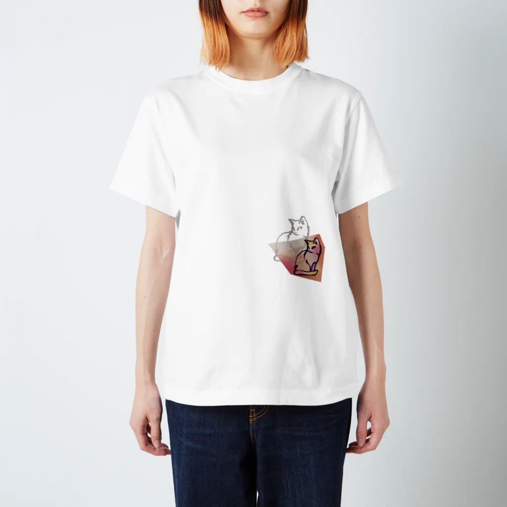 00allico00のネコ Regular Fit T-Shirt