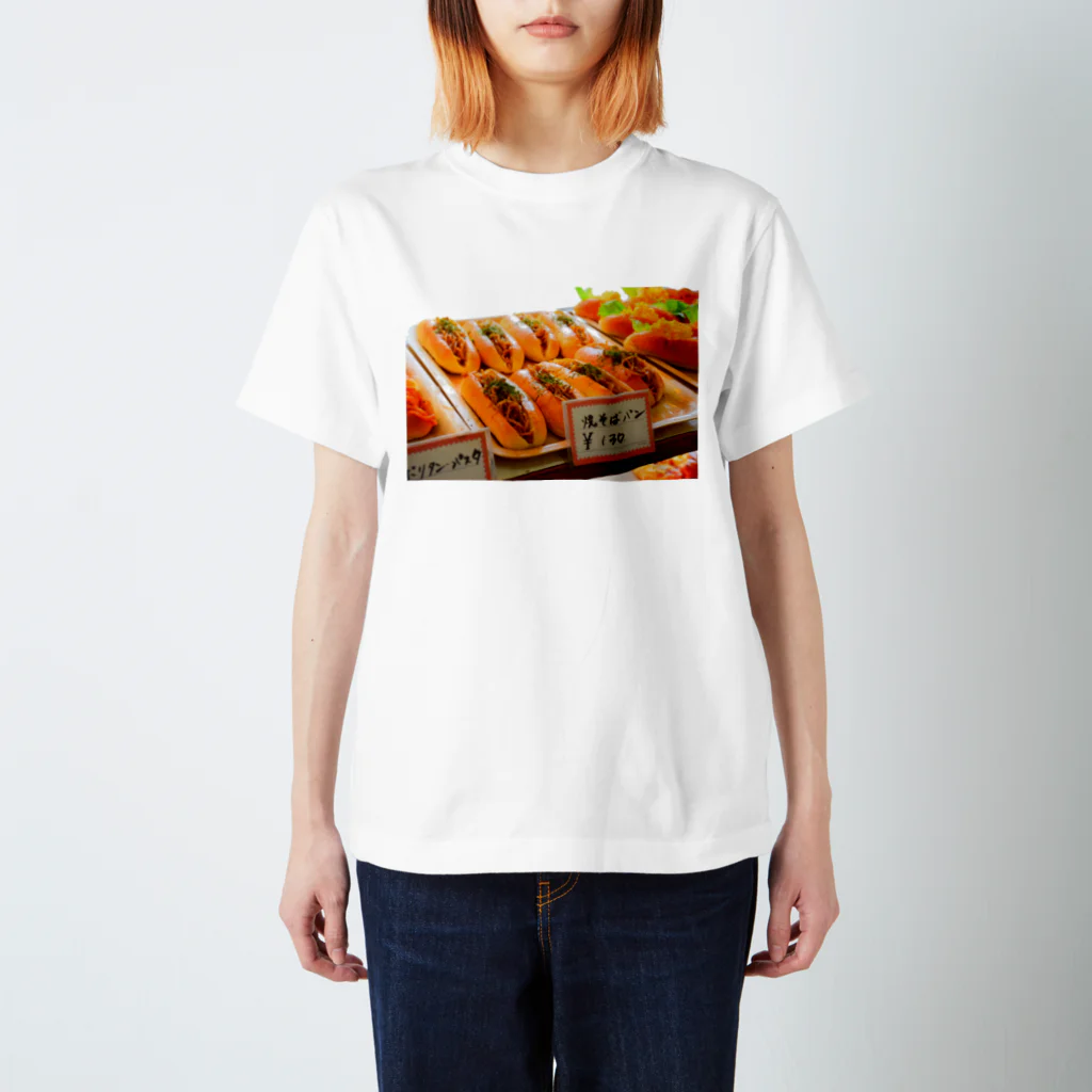 フィルム写真好きの焼きそばパン スタンダードTシャツ