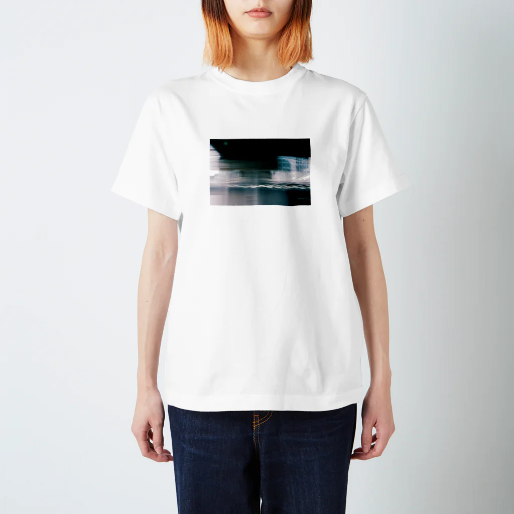 PHOTOGRAPHICsのイントロダクションA スタンダードTシャツ