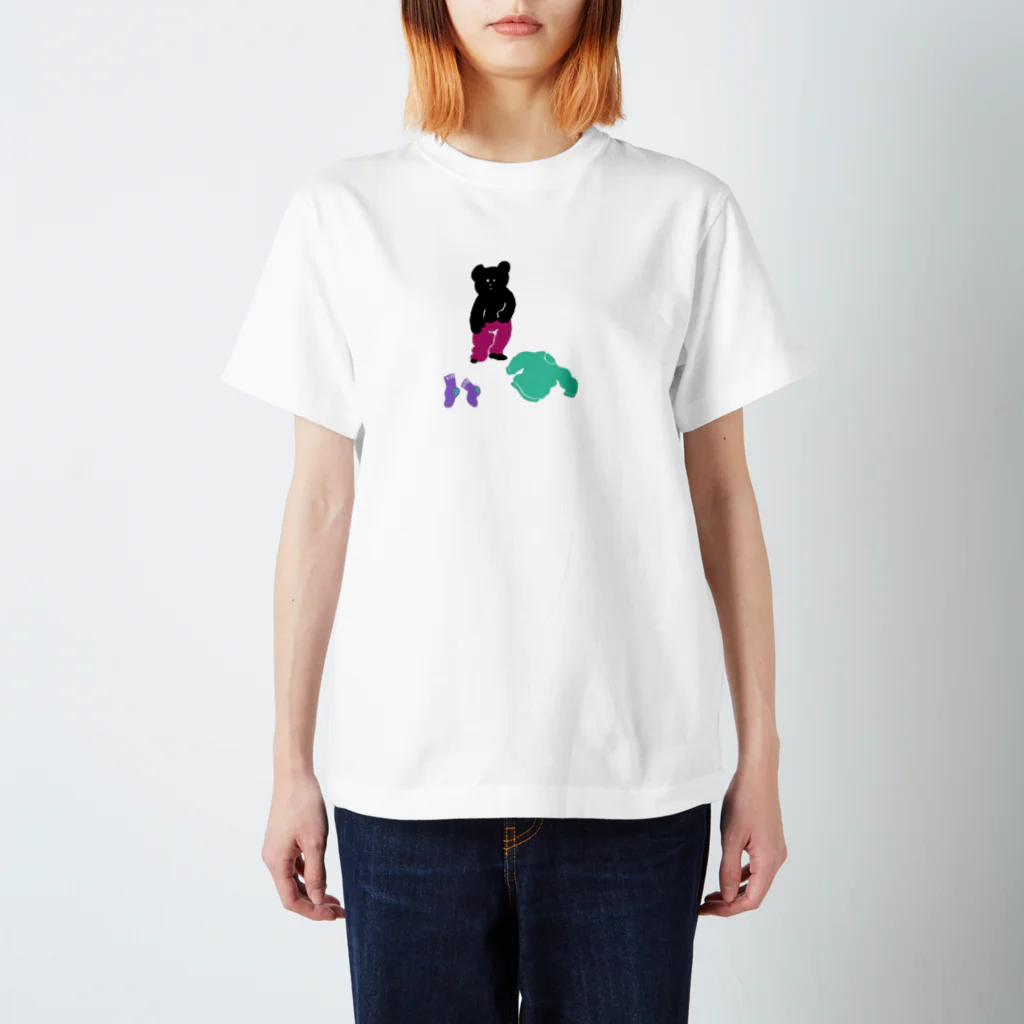 クリームチーズの脱いじゃえクマ Regular Fit T-Shirt