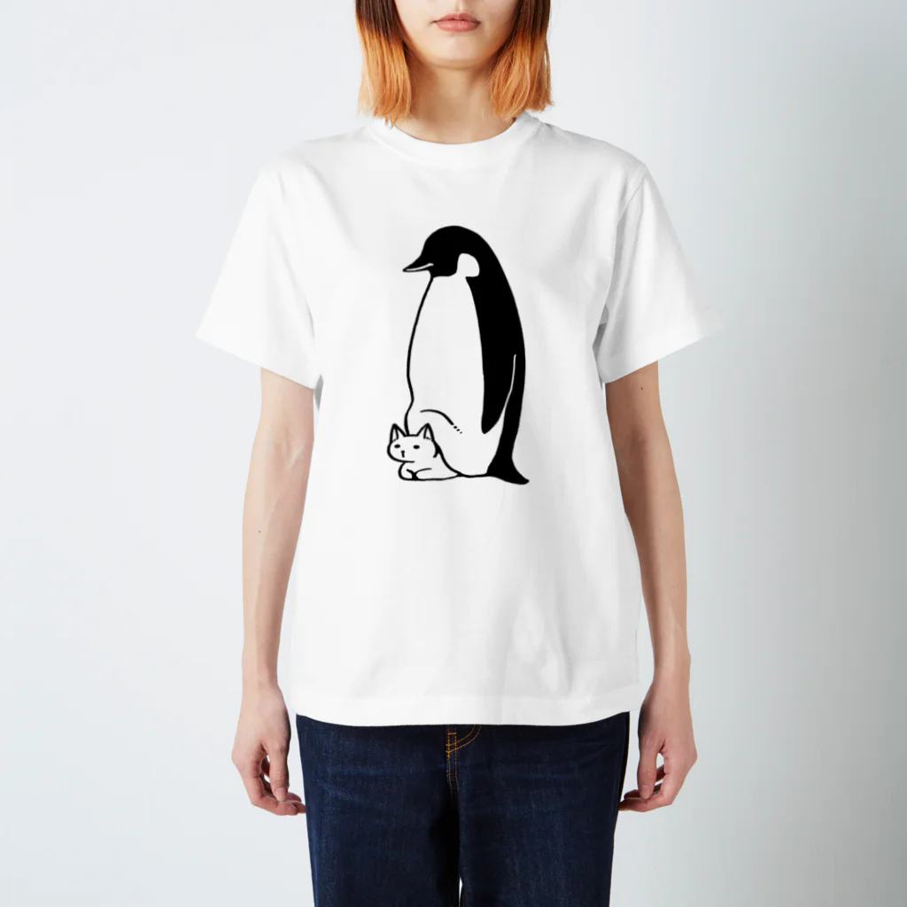 わの屋の暖を取るねこ（ペンギン） スタンダードTシャツ