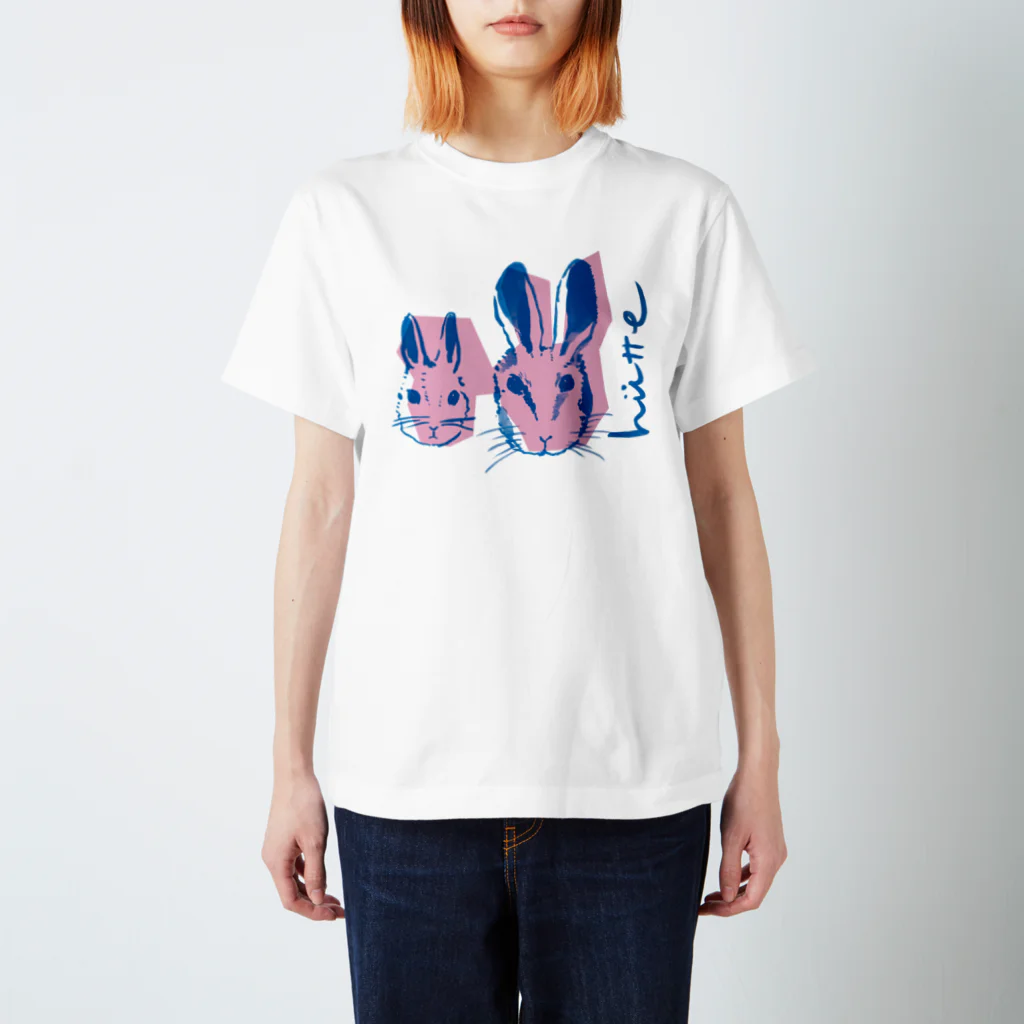 hutte1123のうさぎの親子／チャリティT Regular Fit T-Shirt