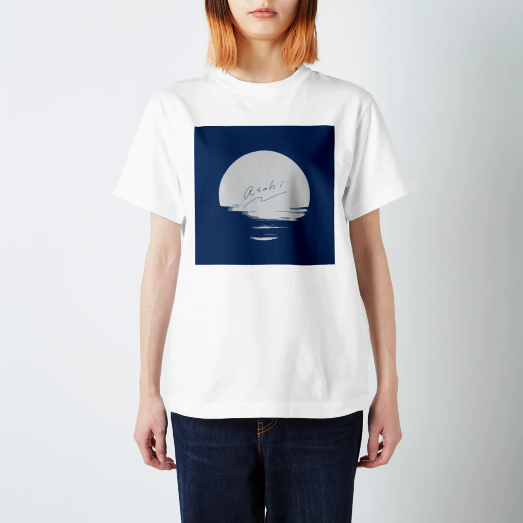 asahi official goods store の沈む月Tシャツ Regular Fit T-Shirt