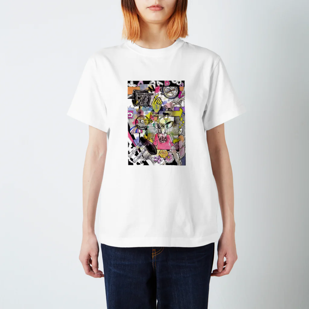 Yuki Kurosawaのkangarooo Regular Fit T-Shirt