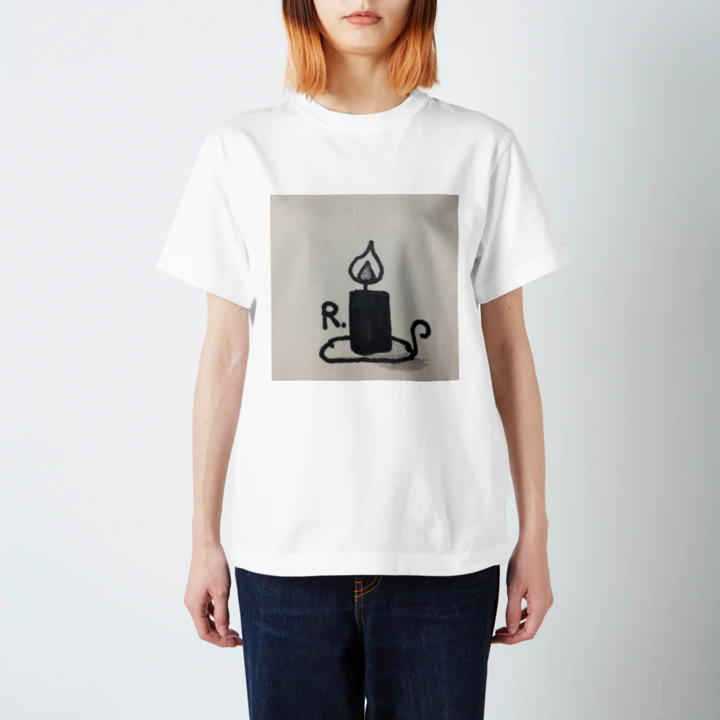 ririka.のロウソクの灯り Regular Fit T-Shirt