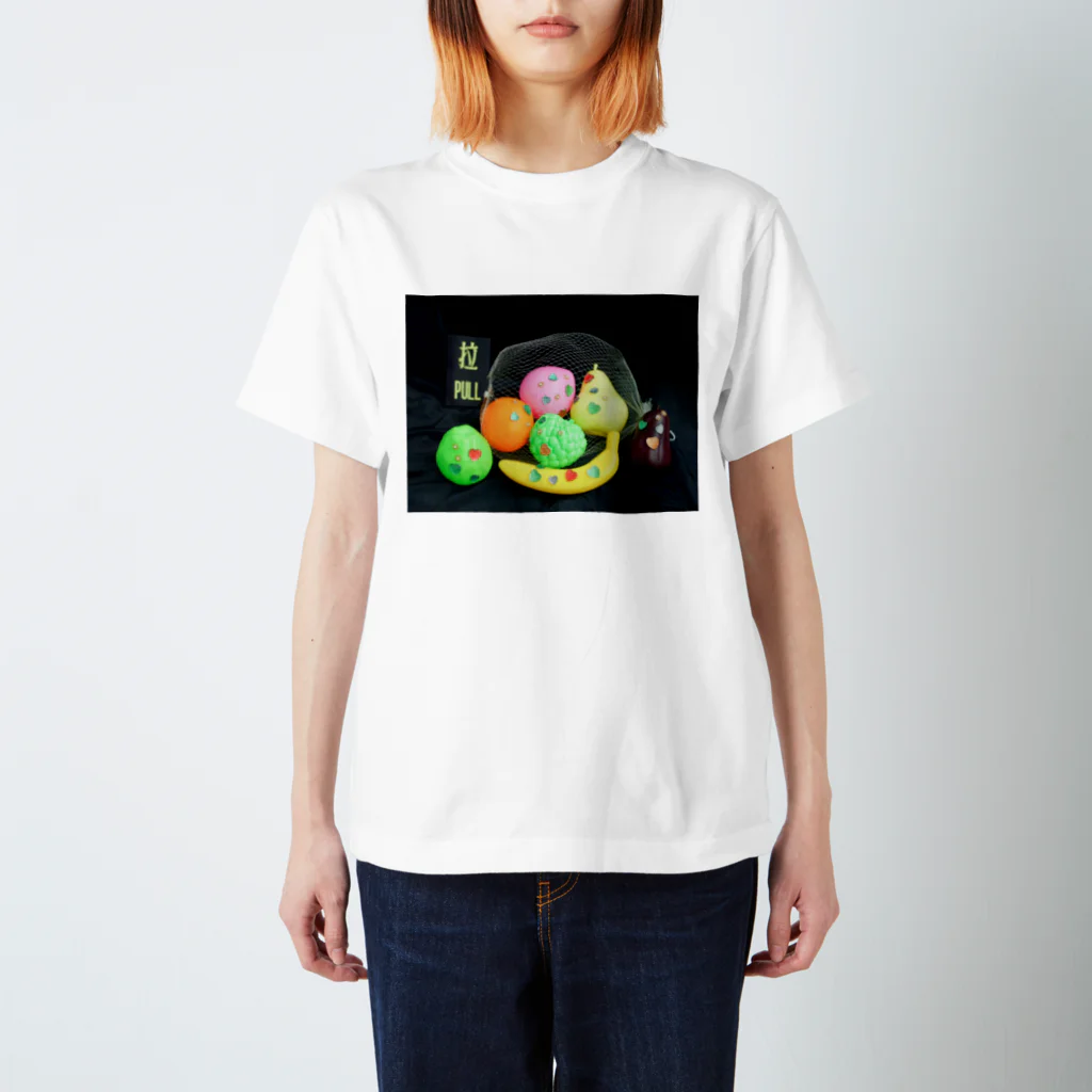 Mamey的甜蜜小店の台湾フルーツ盛り合わせ Regular Fit T-Shirt