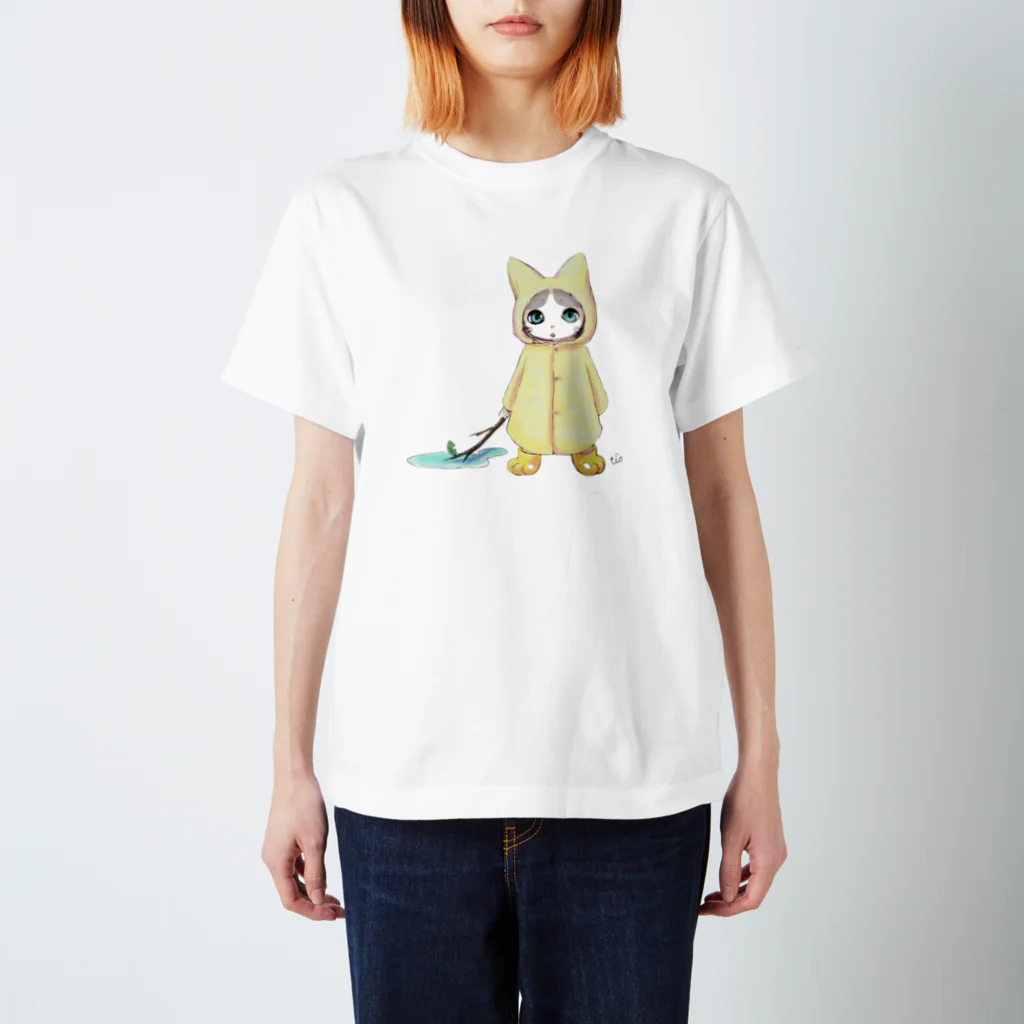 Tio Heartilの梅雨ねこちゃん スタンダードTシャツ