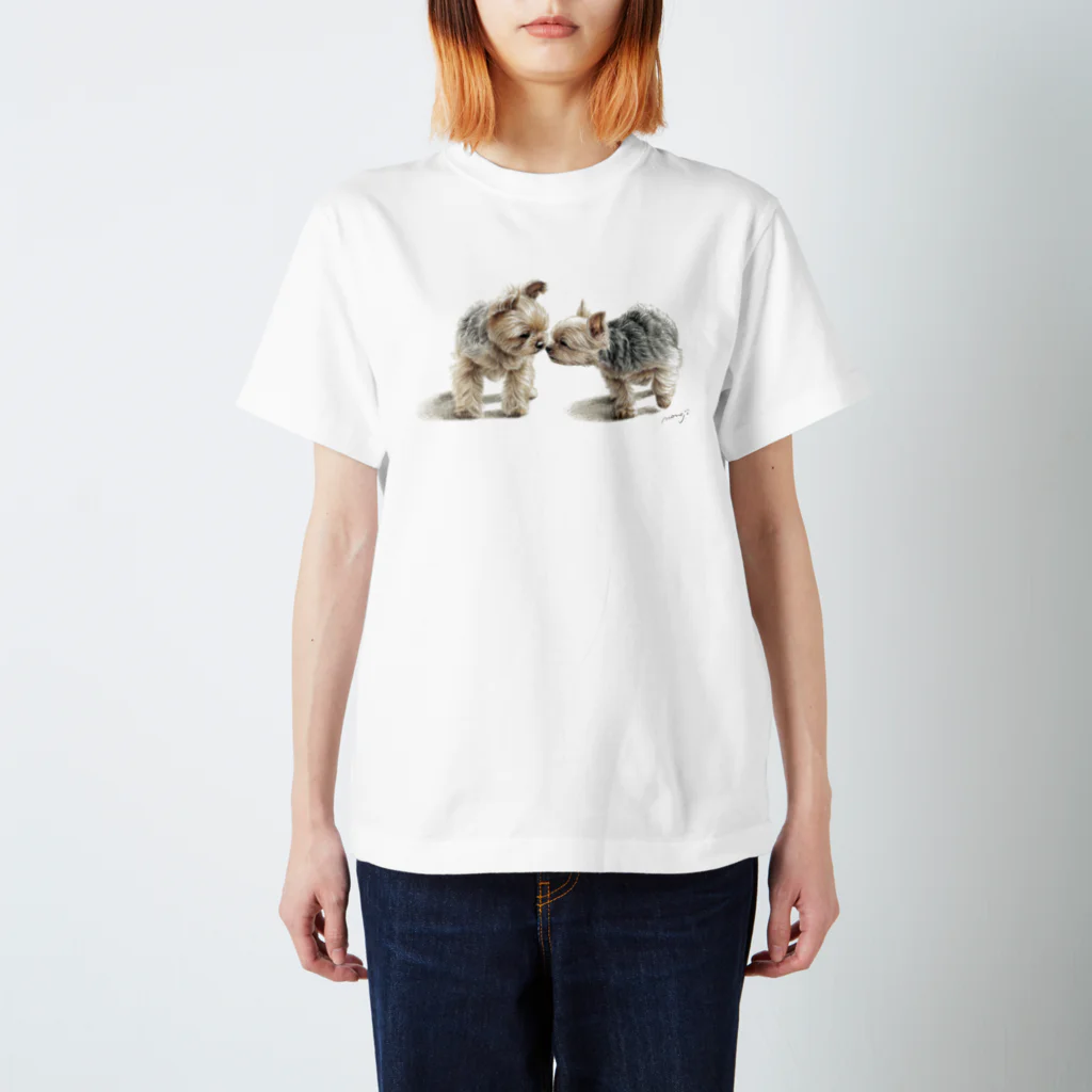 Momojiの犬画のヨーキー6 티셔츠