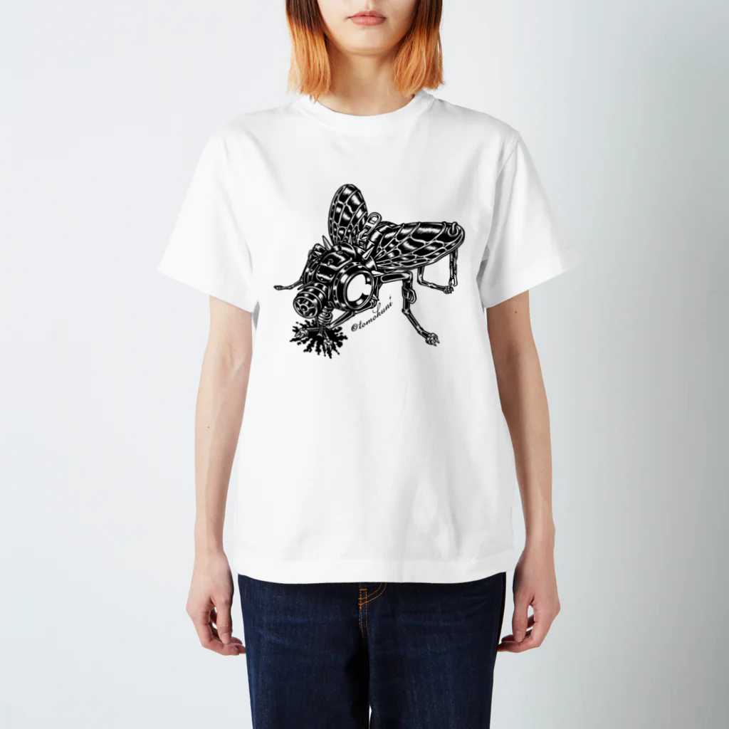 TOMOKUNIのAnimalia Kinky “ Black Fly ” Regular Fit T-Shirt