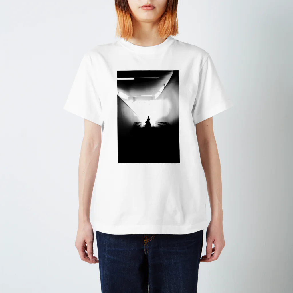 R_Suzukiの婦人 Regular Fit T-Shirt