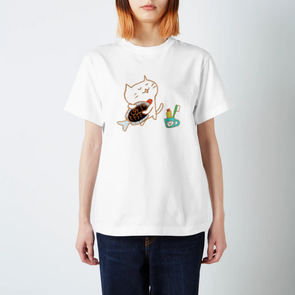 Hello Happy Catのお魚スキスキ スタンダードTシャツ