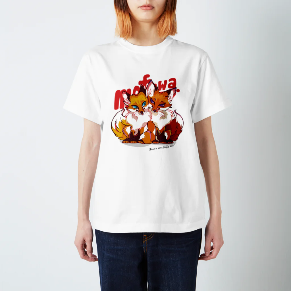 mofuwaのFOX TWINS(white) スタンダードTシャツ