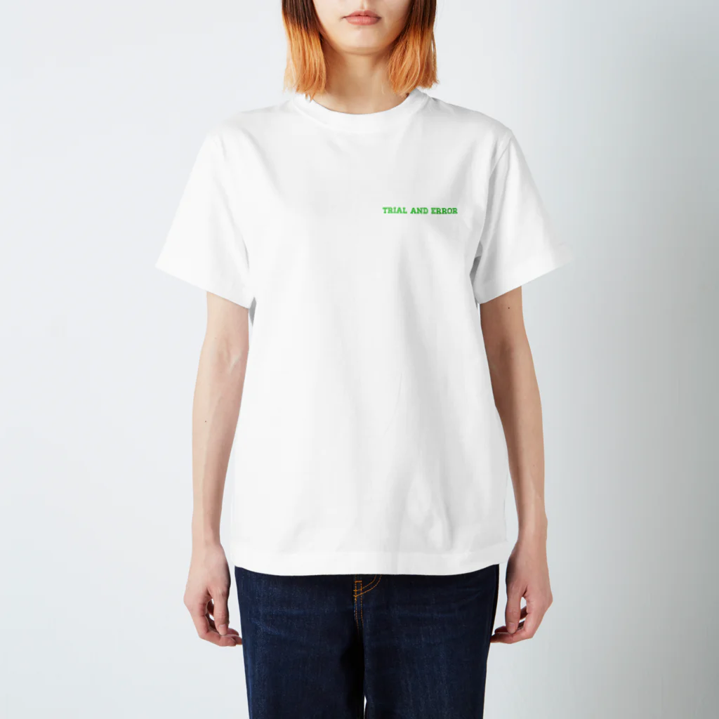 Trial and errorの緑ロゴ Regular Fit T-Shirt