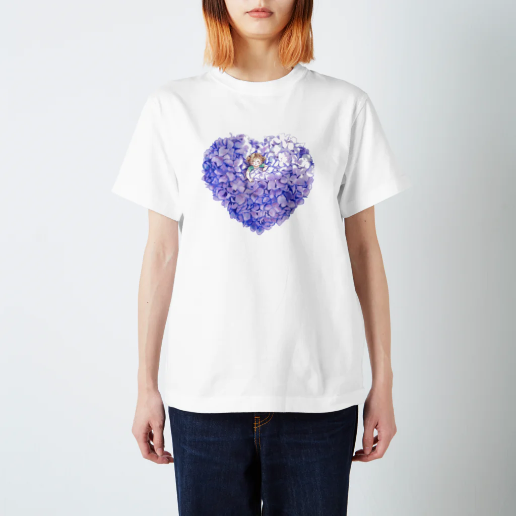 camomi.の紫陽花のベッドでおやすみ スタンダードTシャツ