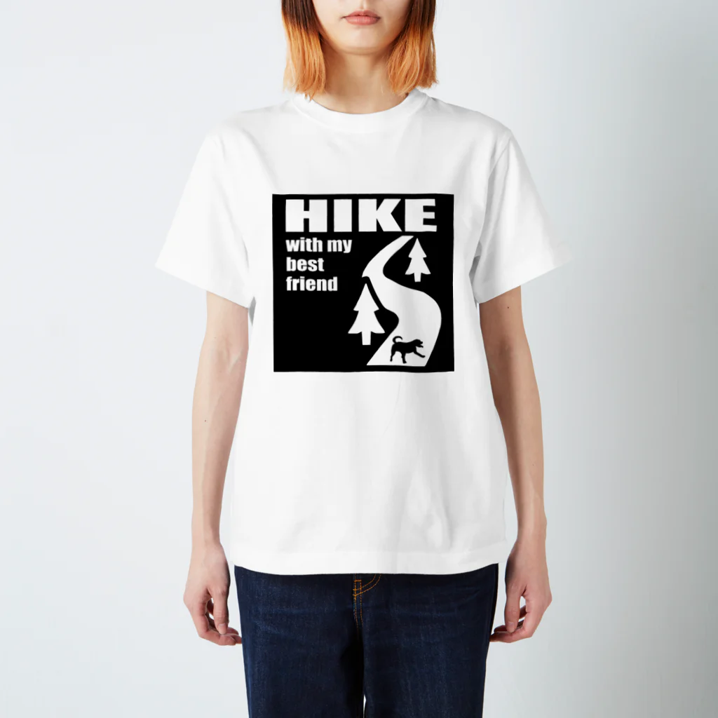 too muchの人間用の四角なHIKE スタンダードTシャツ