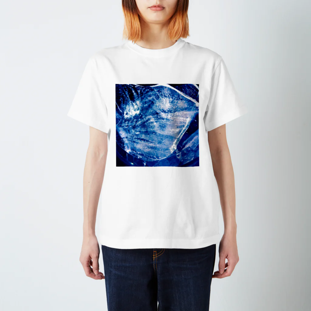 みそしるの青い氷 Regular Fit T-Shirt