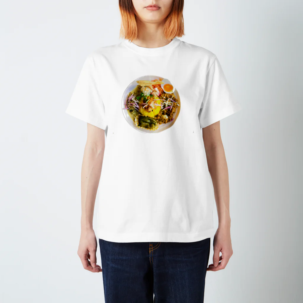 emi tanajiの芸術カレー屋さん スタンダードTシャツ