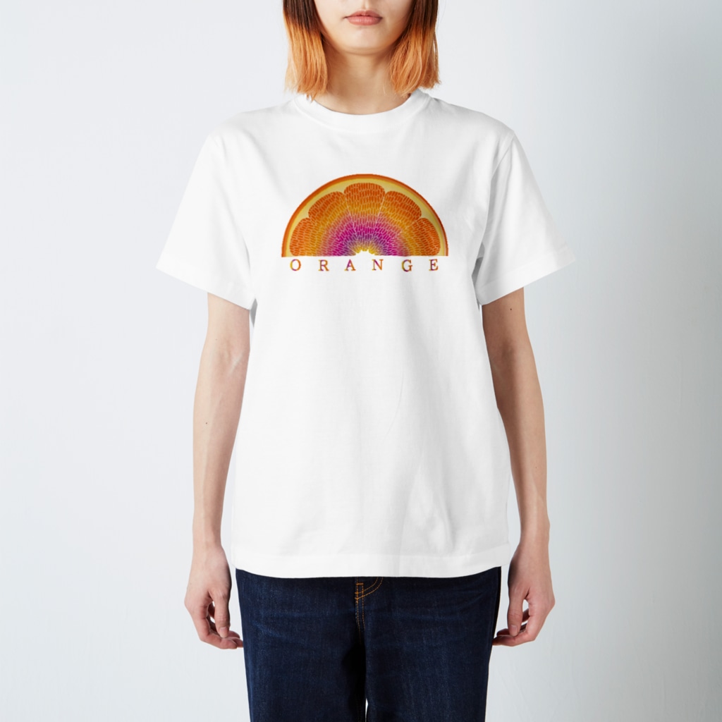 琥珀色に咲く花のORANGE Regular Fit T-Shirt