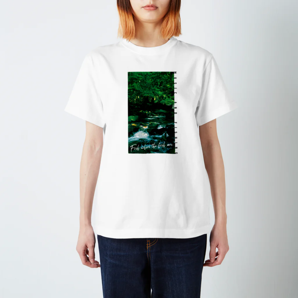 音楽と釣りのFishing Spot T shirts Trout Regular Fit T-Shirt