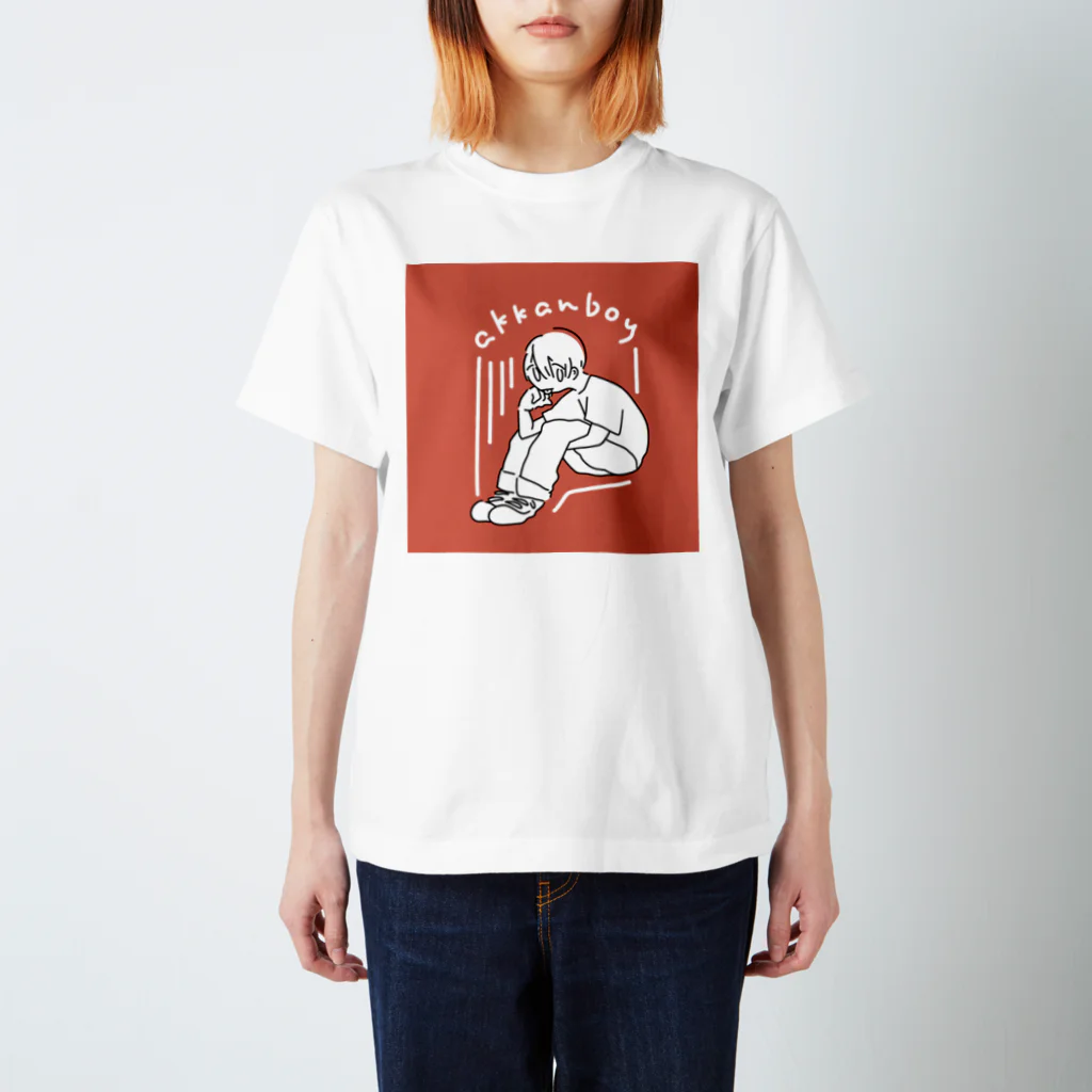 あかそんshop のakkanboy スタンダードTシャツ