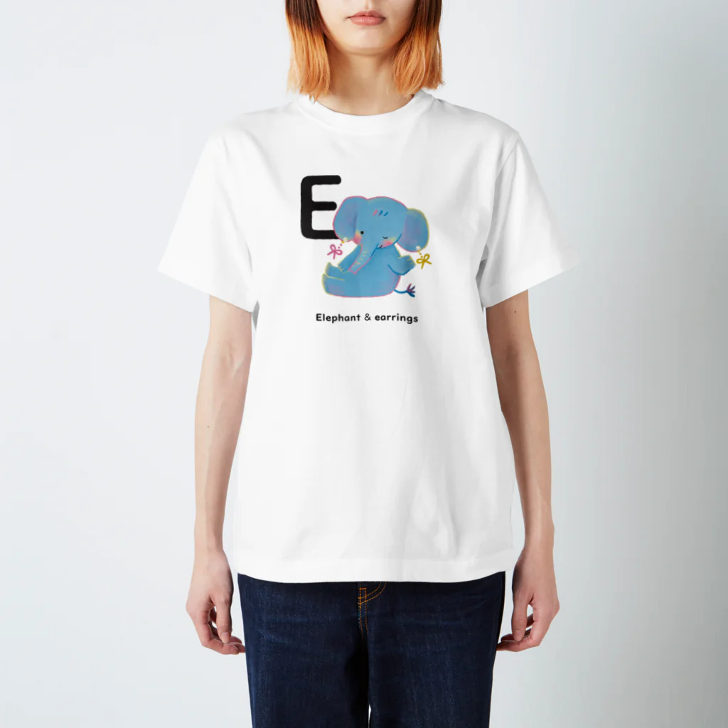 甲斐えるのブタ！ぶた！豚！のElephant & earrings Regular Fit T-Shirt