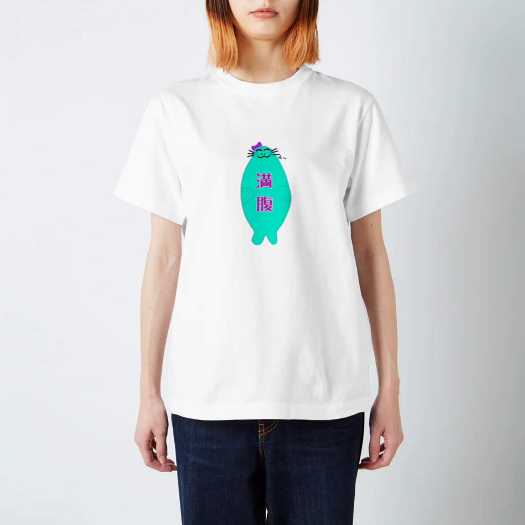 こがちゃんの丸すぎる満腹のぷーくん スタンダードTシャツ