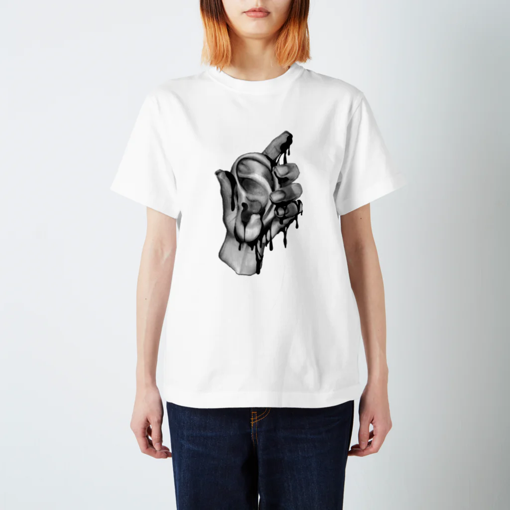 #420商店のEar Series1 Regular Fit T-Shirt