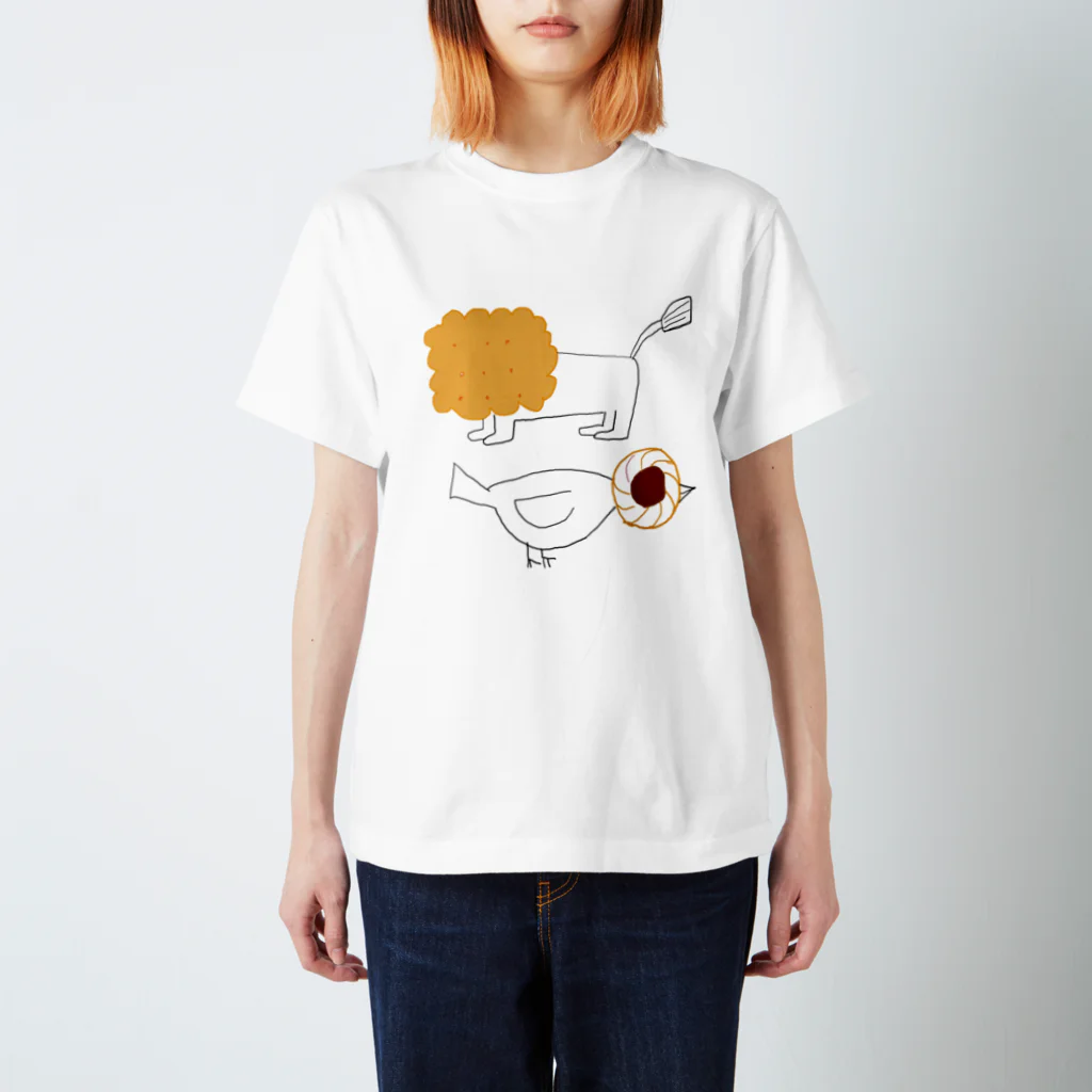 Midori Tachikawa のクッキービスケット Regular Fit T-Shirt