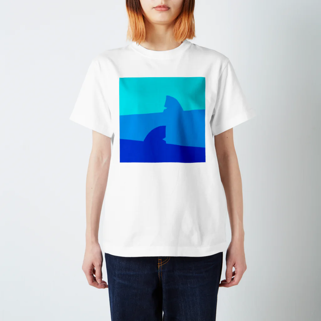 Niwanoのサメ Regular Fit T-Shirt