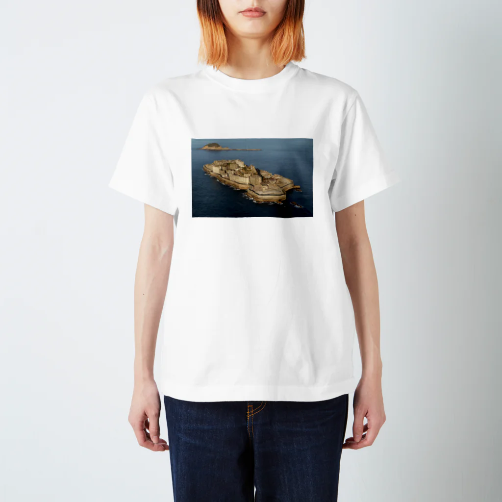 プリン倶楽部の軍艦島Tシャツ スタンダードTシャツ