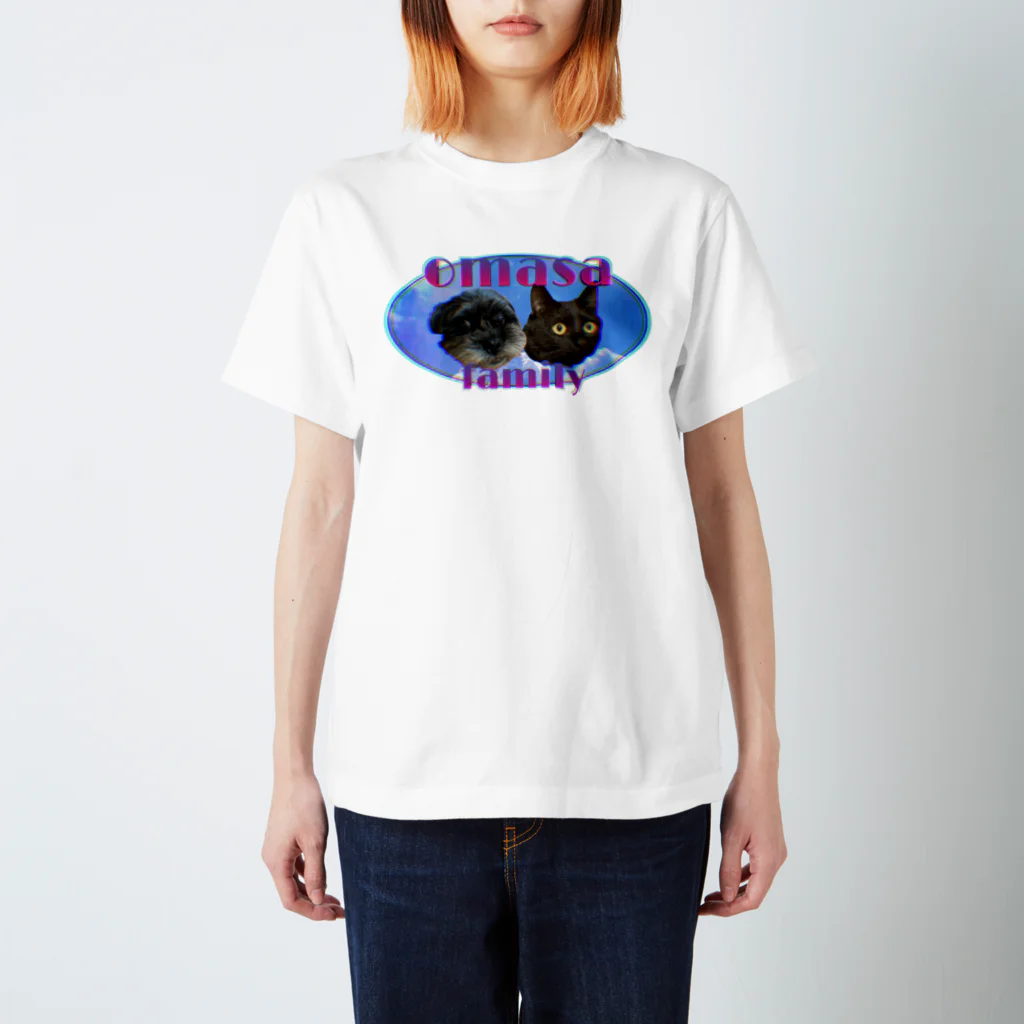 ノロウイルスバカのウチの犬と猫(かわいい) Regular Fit T-Shirt