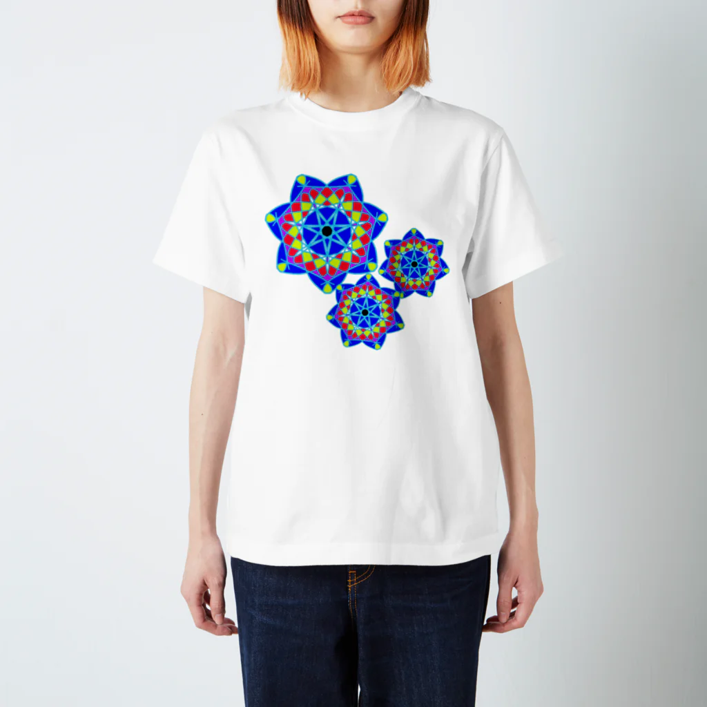 Risa*のキラキラステンドグラス Regular Fit T-Shirt