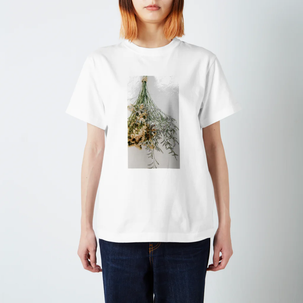 ericha0905のFlower Regular Fit T-Shirt