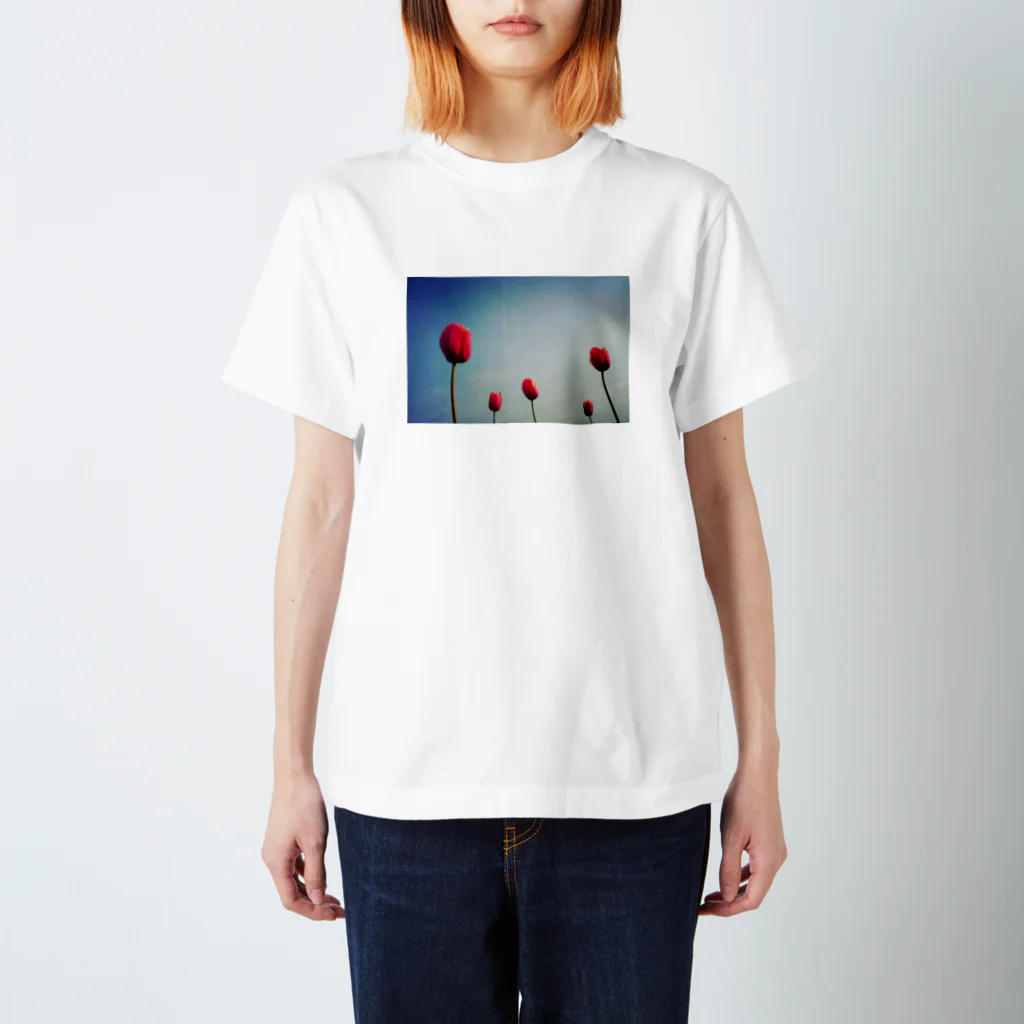 shop〝ゆ〟のチューリップ2 スタンダードTシャツ