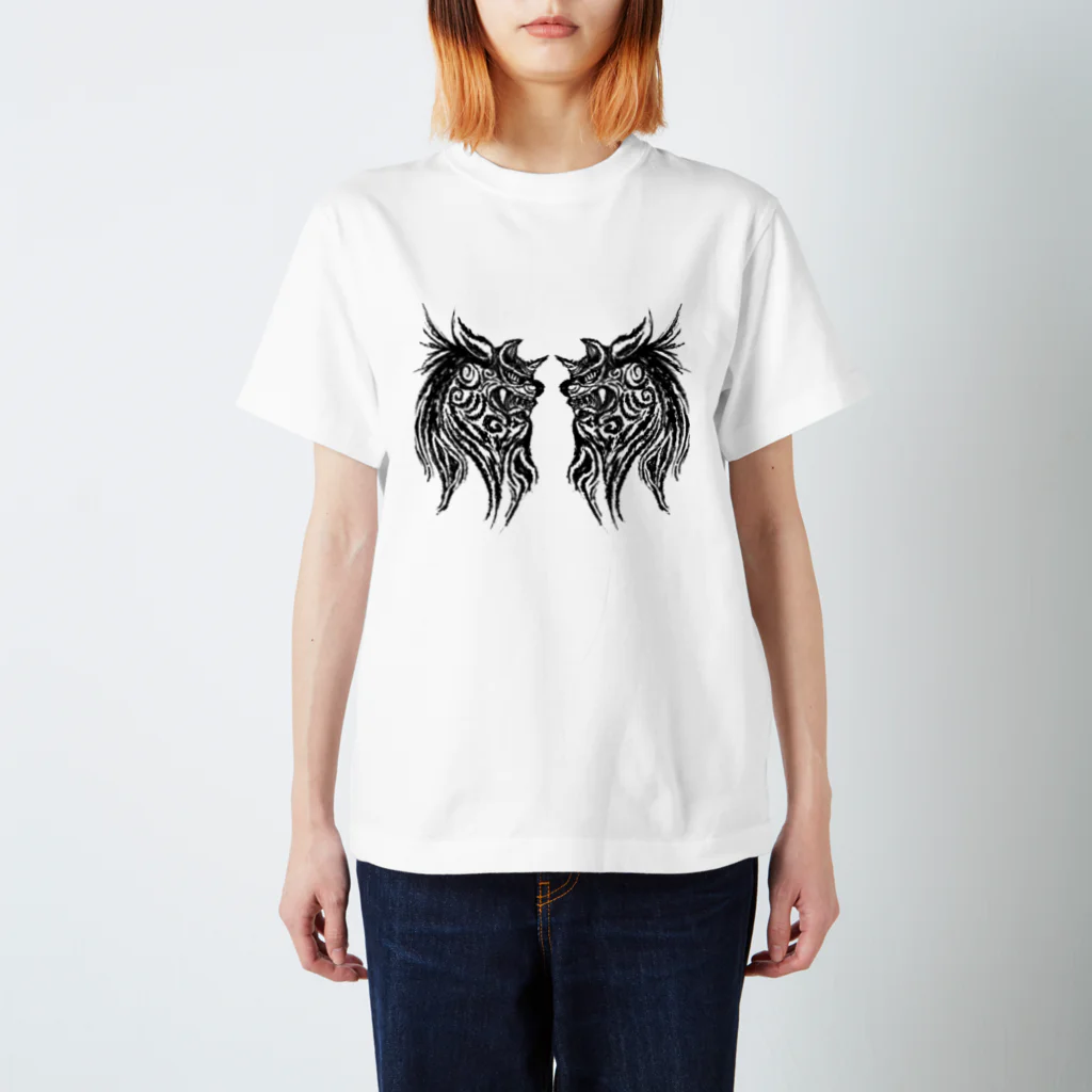 SOFA_ROOMのdragon by Ayumi_design Regular Fit T-Shirt