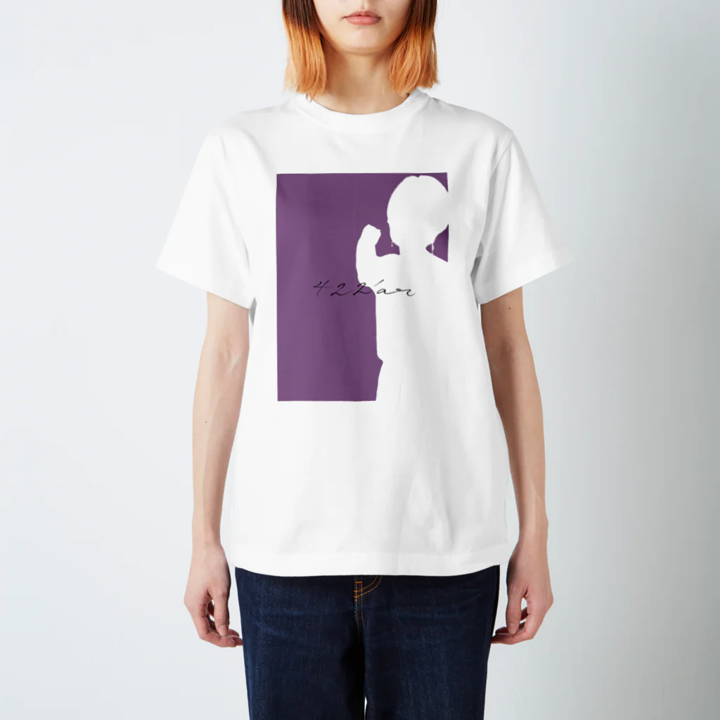 Nancy's Merchandise Storeの422'ar Silhouette×Violet スタンダードTシャツ