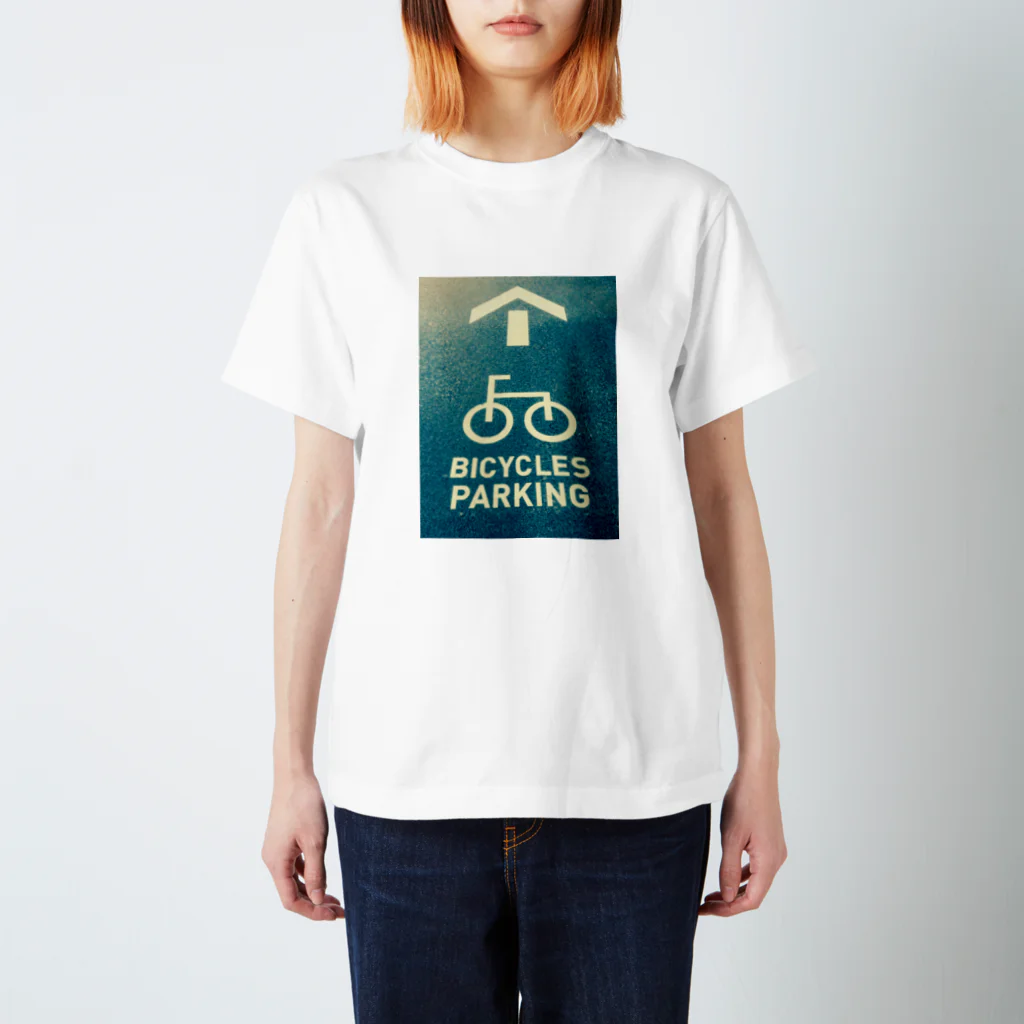 taraotheworldの自転車置き場 Regular Fit T-Shirt