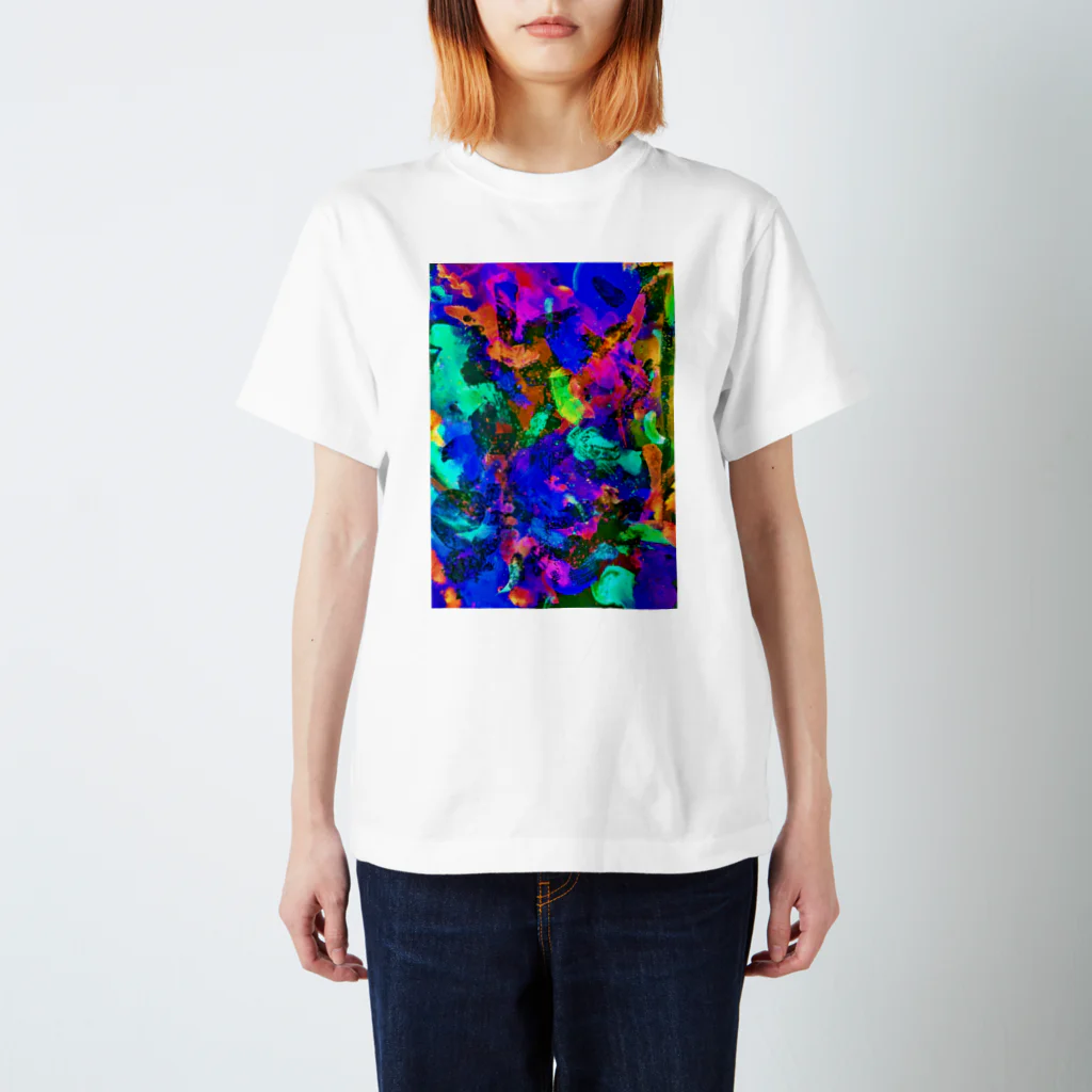 mikoのCHAOS Regular Fit T-Shirt