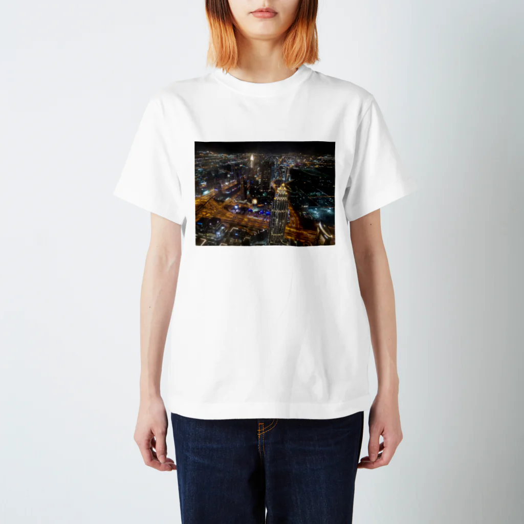 すすりーぬしょっぷのドバイの夜景(ブルジュ・ハリファからの夜景) スタンダードTシャツ