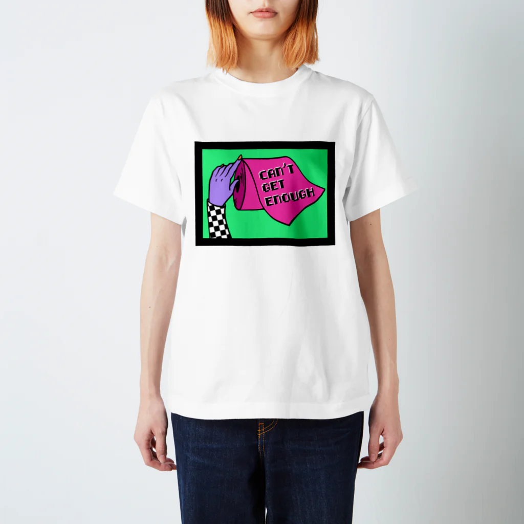 Mieko_KawasakiのCAN'T GET ENOUGH / GREEN トイレットペーパー　 Regular Fit T-Shirt