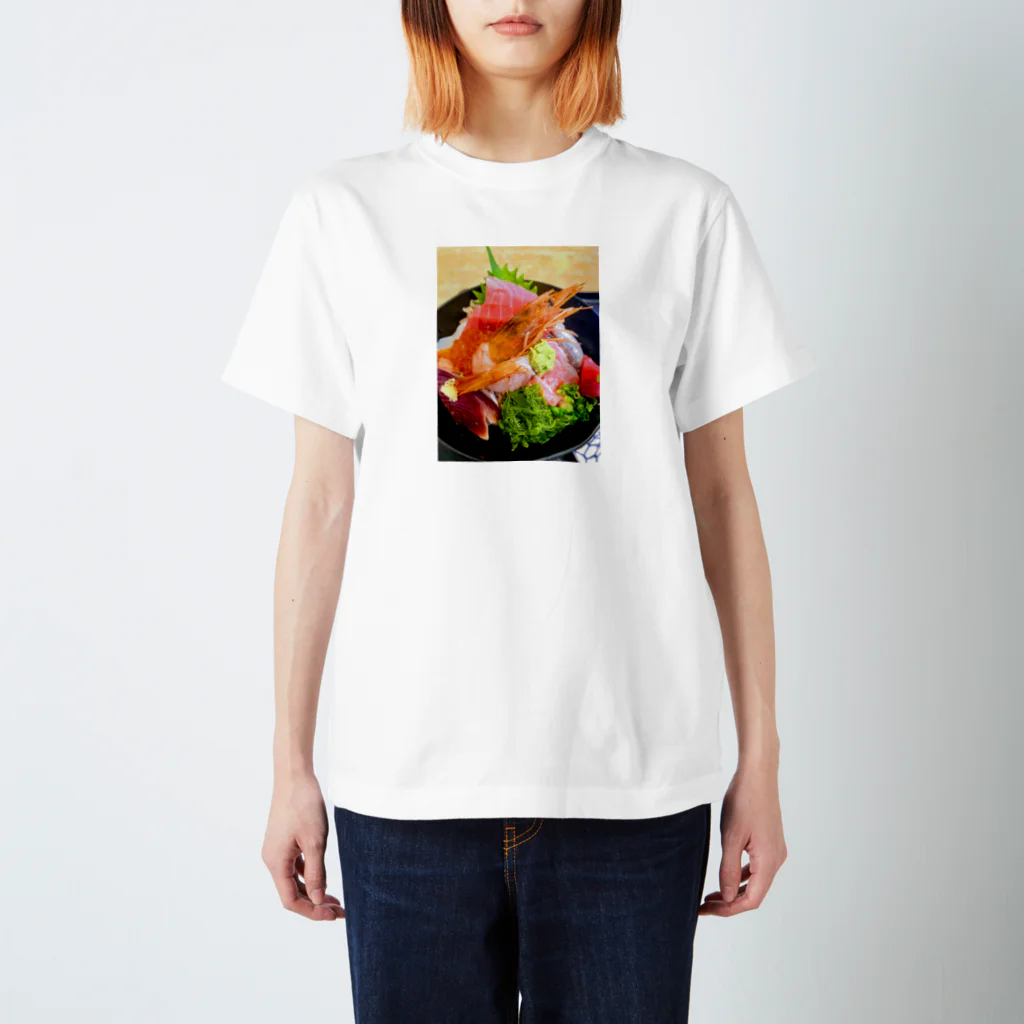 おいしい食べ物のおいしい海鮮丼 スタンダードTシャツ