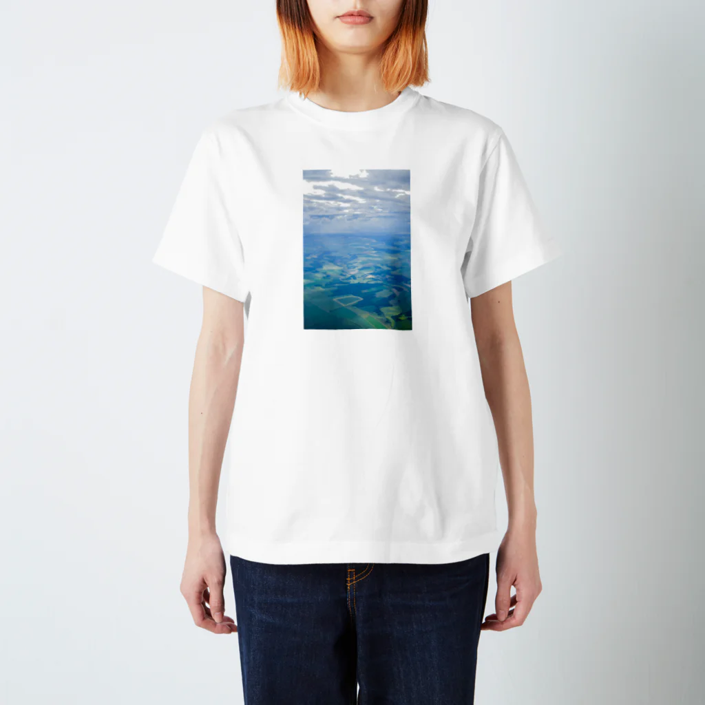 リンの工作室の雲と田畑　空 スタンダードTシャツ