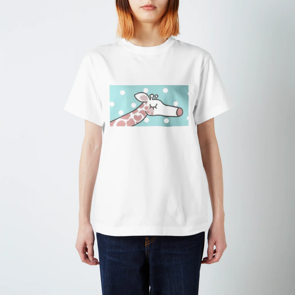 せきね まりのの恋するきりんさん🦒(左) Regular Fit T-Shirt