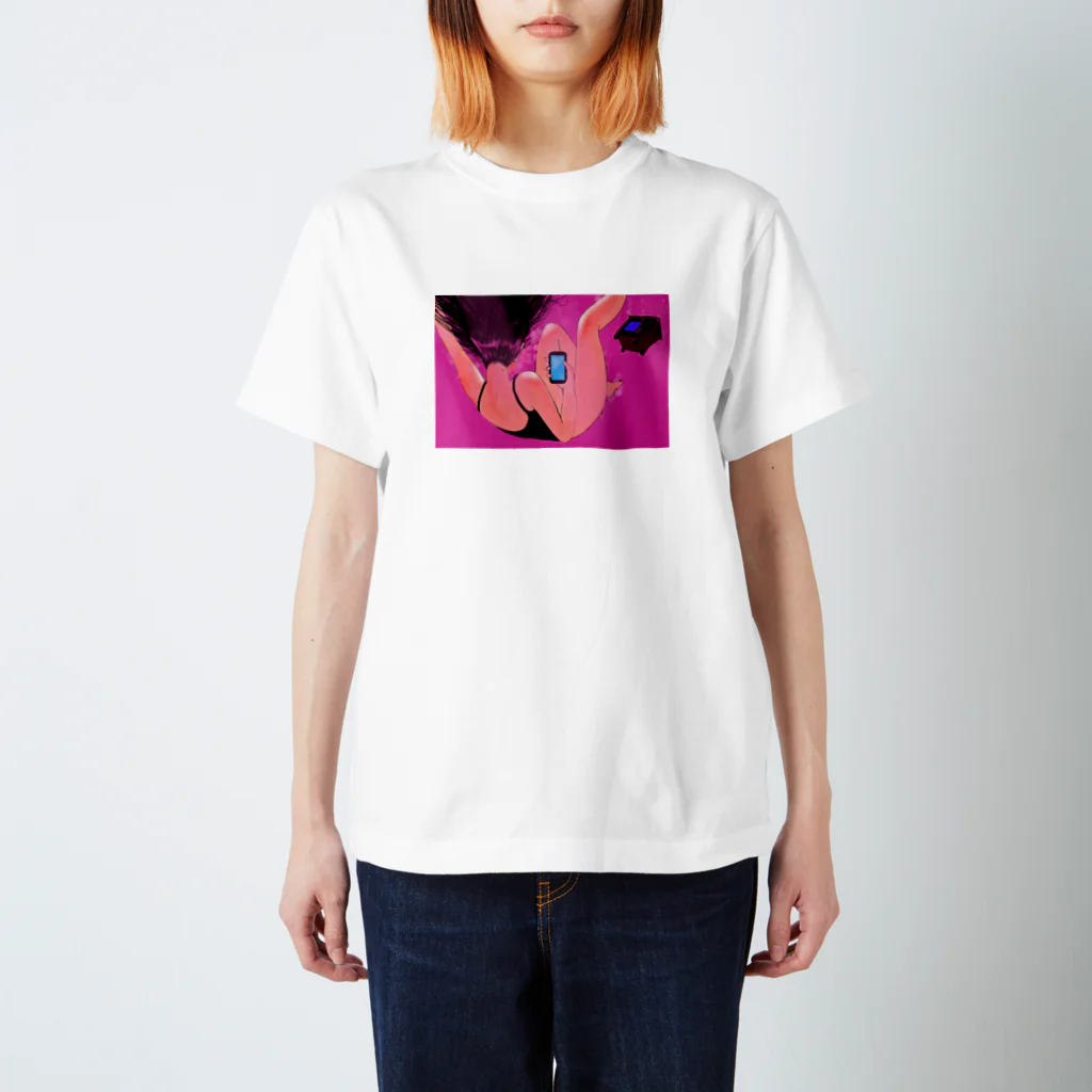 toshichanのfall girl Regular Fit T-Shirt