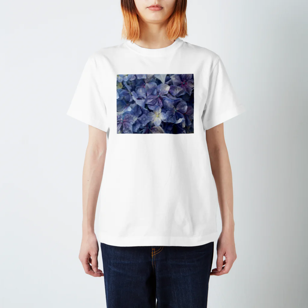 倉持リネンの物販の紫陽花 Regular Fit T-Shirt