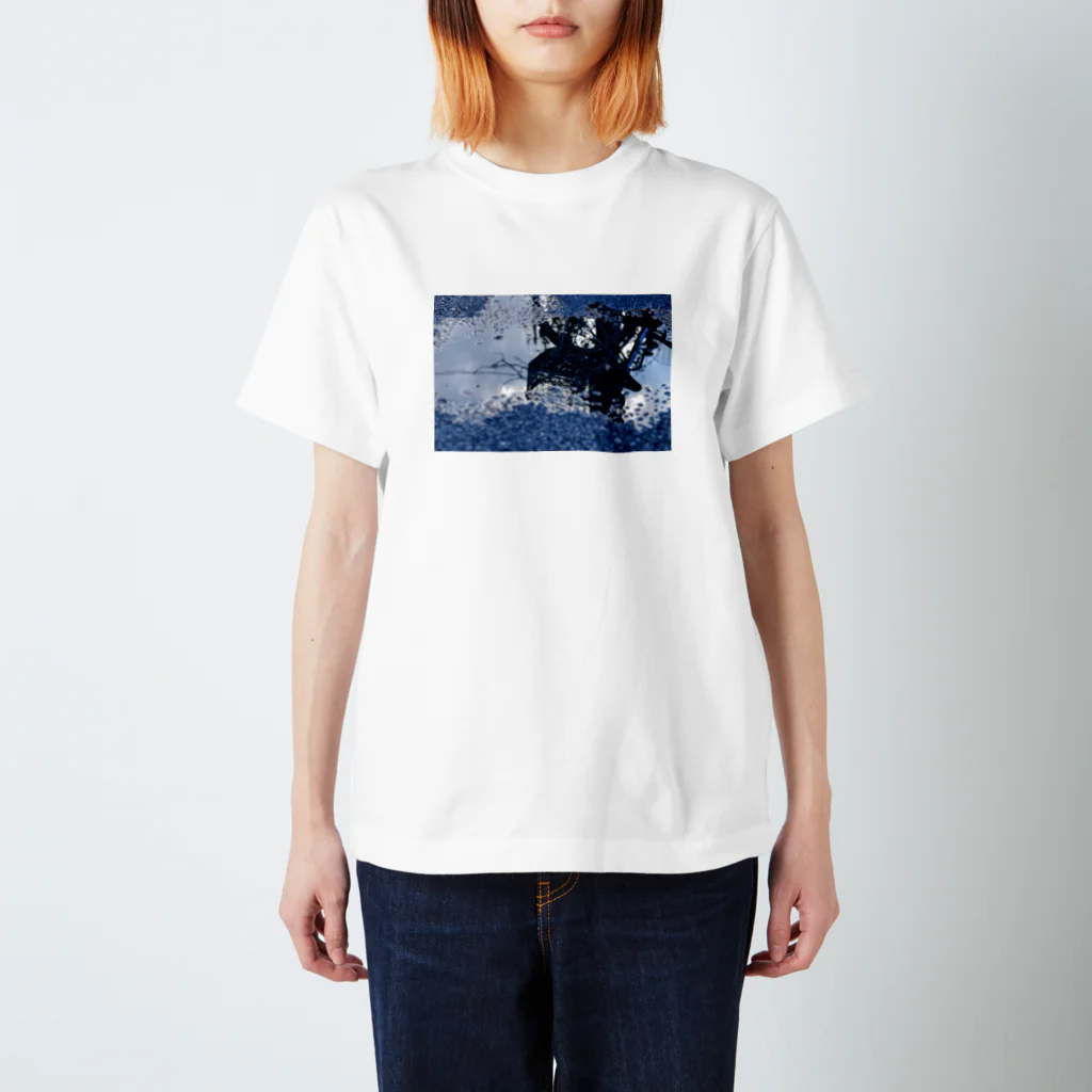 けいふ屋のみずたまり Regular Fit T-Shirt