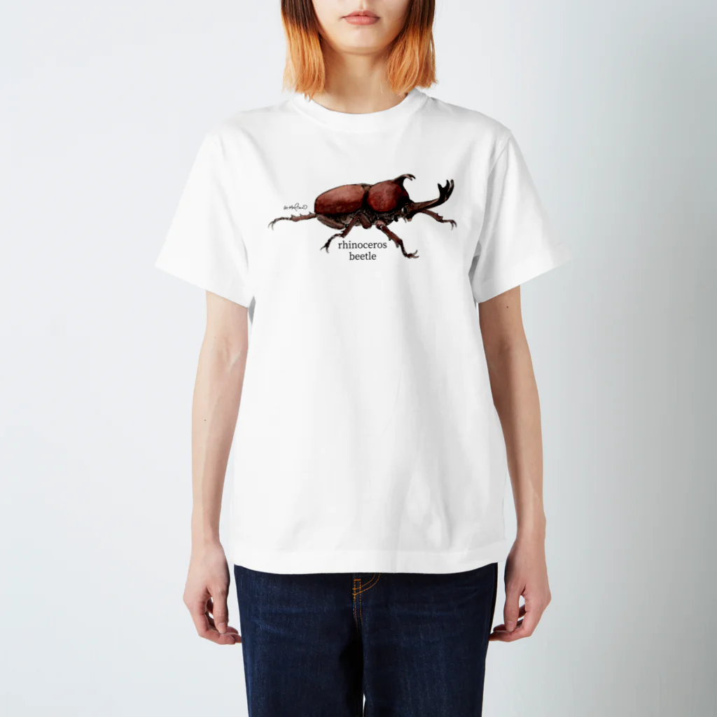 萩岩睦美のグッズショップのTシャツ　カブトムシ Regular Fit T-Shirt