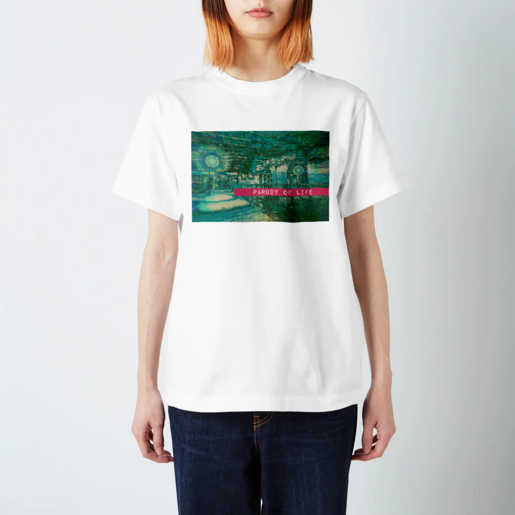 ㌱川の生命のパロディ Regular Fit T-Shirt